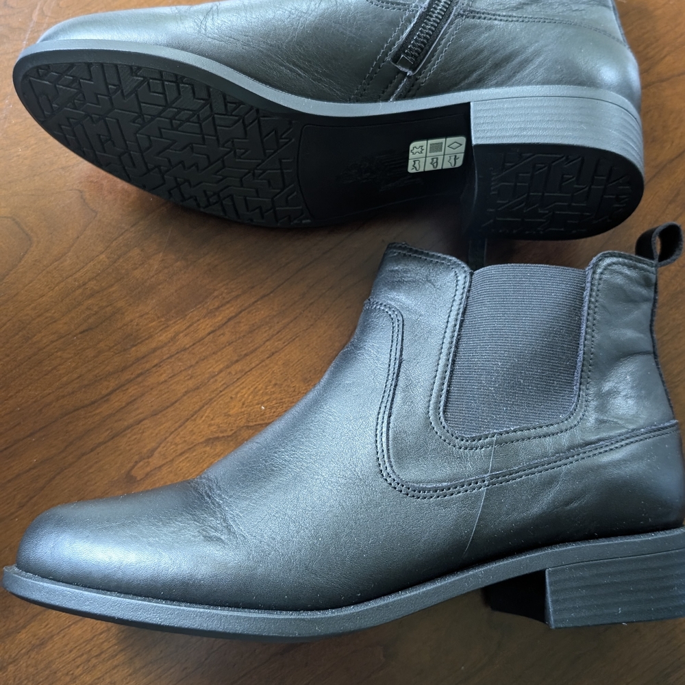 SAS Black Ankle Boots
